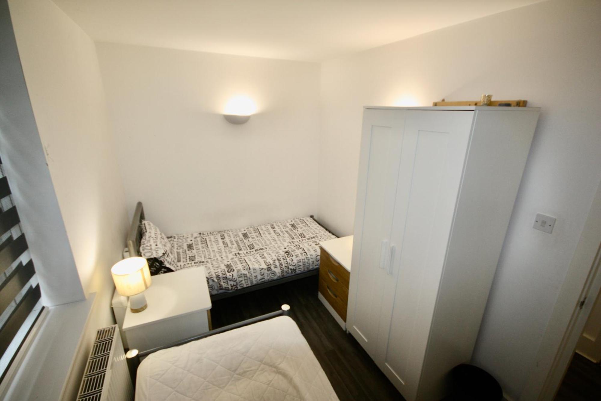 Bournemouth Hot Tub & Sauna Holiday Let Екстер'єр фото