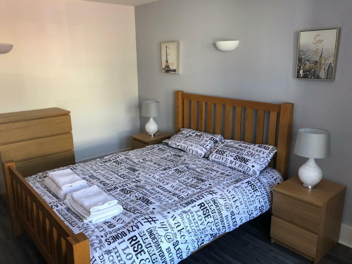 Bournemouth Hot Tub & Sauna Holiday Let Екстер'єр фото