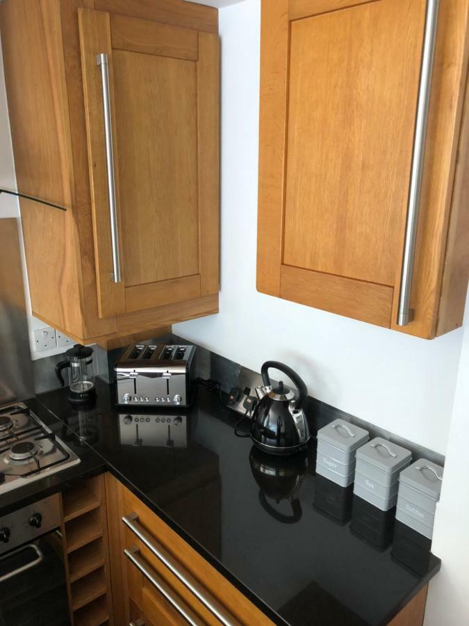 Bournemouth Hot Tub & Sauna Holiday Let Екстер'єр фото