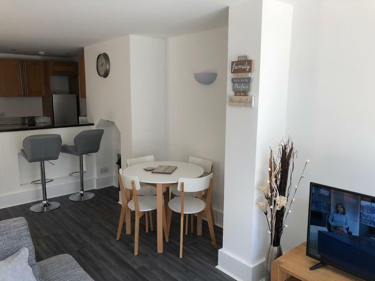 Bournemouth Hot Tub & Sauna Holiday Let Екстер'єр фото