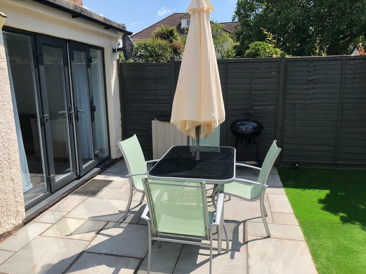 Bournemouth Hot Tub & Sauna Holiday Let Екстер'єр фото